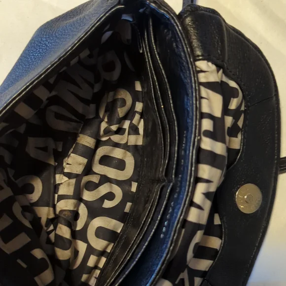 Marc by Marc Jacobs Crossbody or Clutch Black Leather Bag - Picture 6 of 9